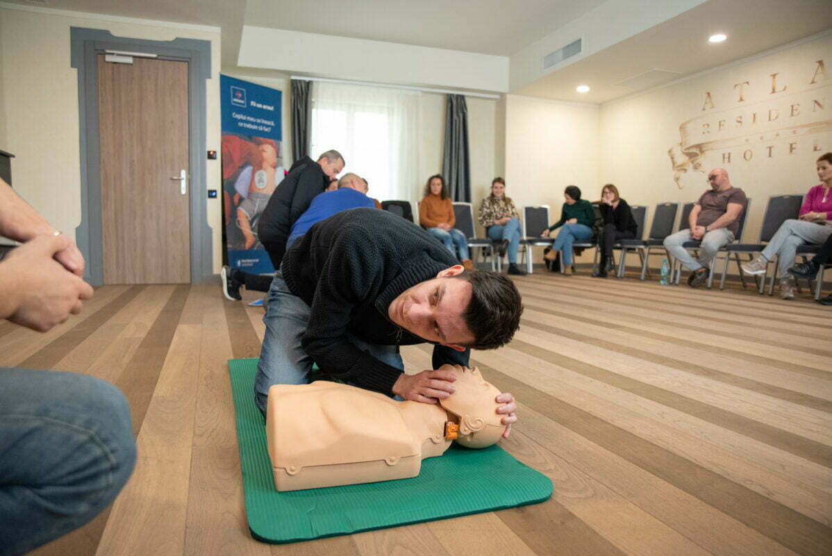 mensave curs prim ajutor 114