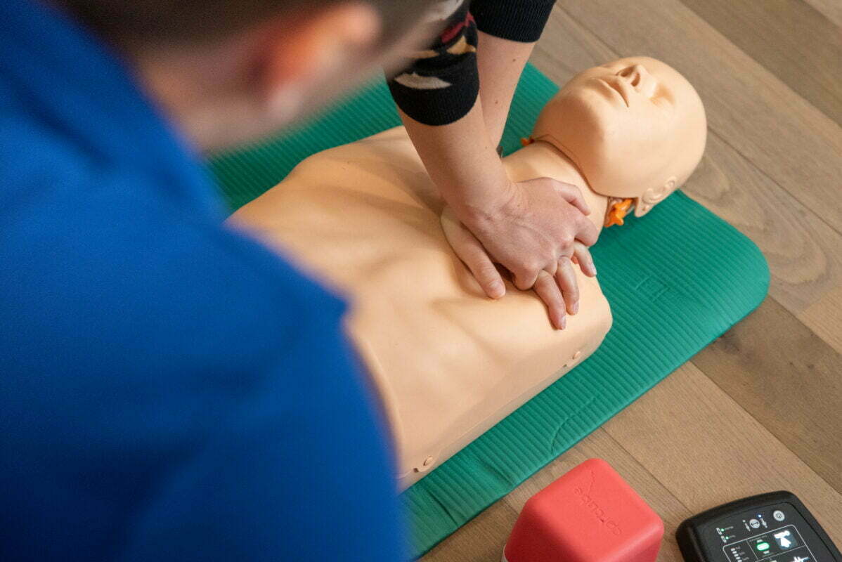 mensave curs prim ajutor 121