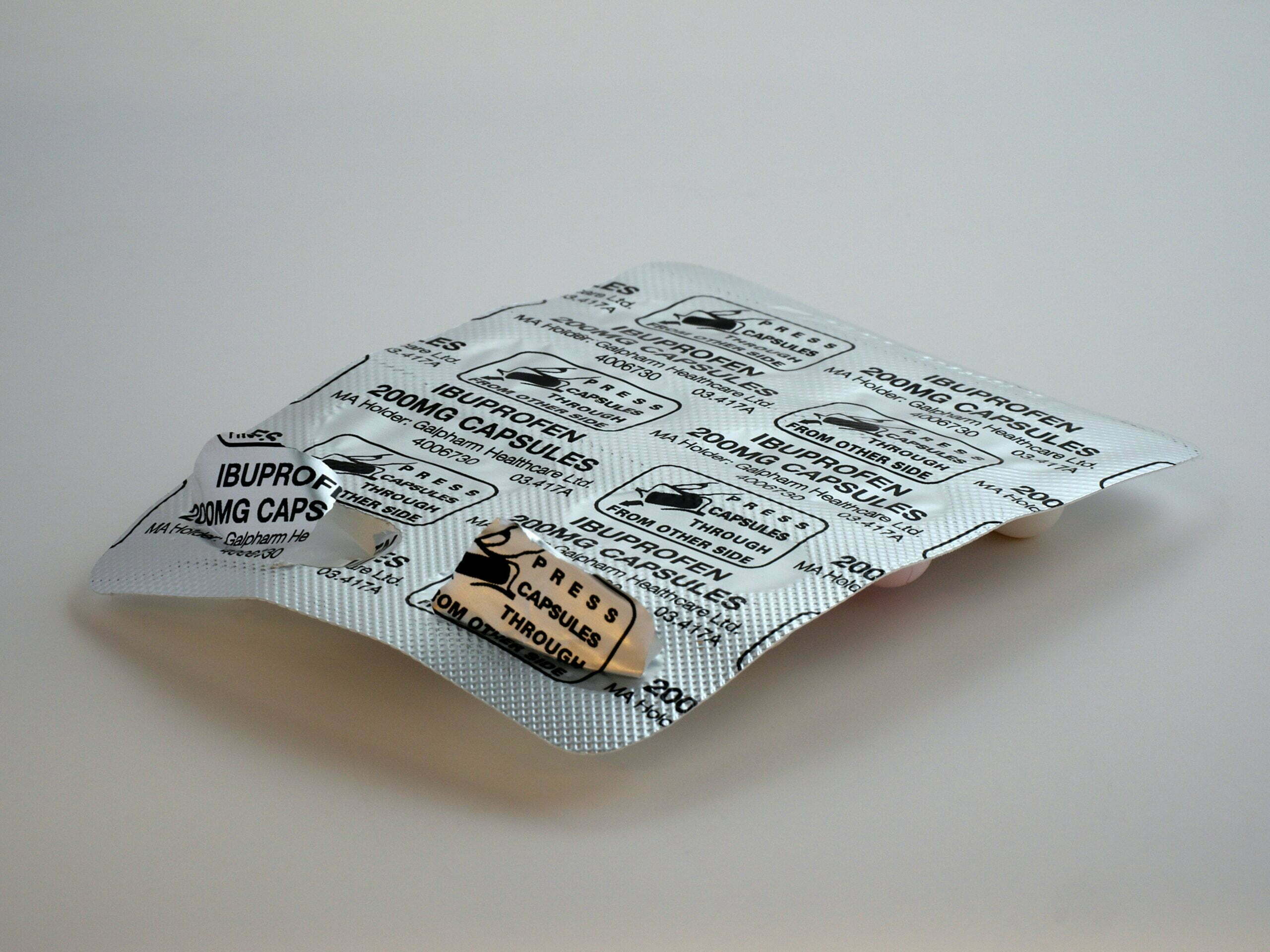 Ibuprofen si Paracetamol. Ce sunt si cum le folosesc in caz de prim ajutor