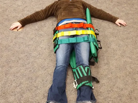 montarea gulerului cervical